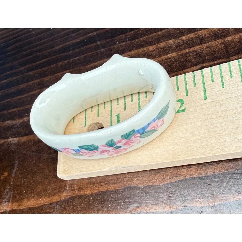 VTG Tienshan Ceramic Pig Pals Napkin Rings Set of 4 Cottagecore Cream Blue